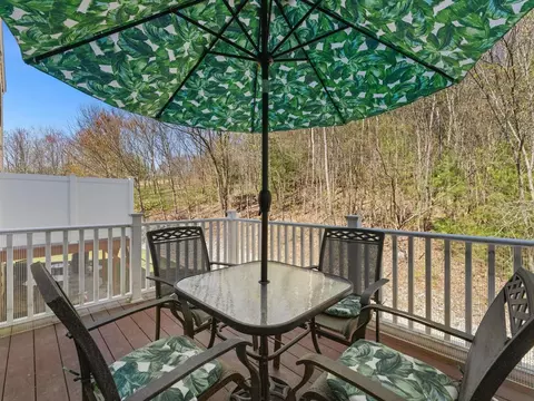 Exterior - 29 Coldspring Dr #B, Sutton, MA 01590 photo 4 of 6