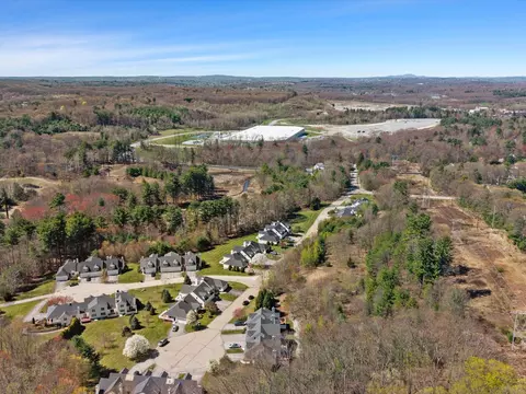 View/Area - 29 Coldspring Dr #B, Sutton, MA 01590 photo 3 of 3