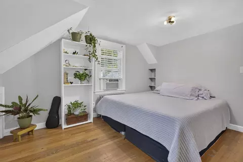 Bedroom - 8 Lyndale Rd, Worcester, MA 01606 photo 6 of 6