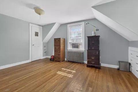 Bedroom - 8 Lyndale Rd, Worcester, MA 01606 photo 4 of 6