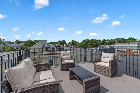 45 Coffey St #6, Dorchester, MA 02122