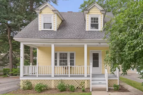 15 Woodbine Ter, Auburndale, MA 02466