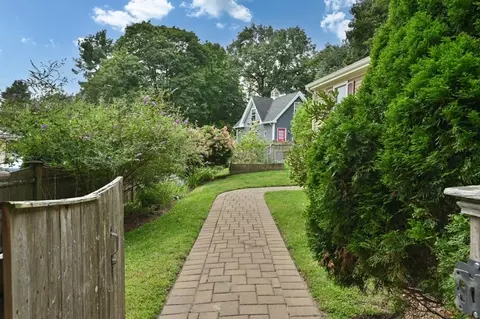 Exterior - 36 Grove St, Reading, MA 01867 photo 4 of 10