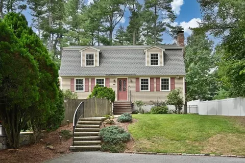 Exterior - 36 Grove St, Reading, MA 01867 photo 3 of 10