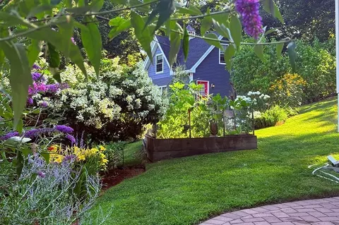 Exterior - 36 Grove St, Reading, MA 01867 photo 7 of 10