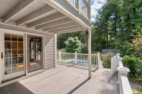 Exterior - 681 High St, Walpole, MA 02081 photo 3 of 11