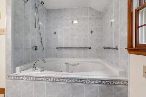 Bath - 681 High St, Walpole, MA 02081 photo 4 of 5