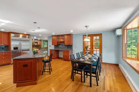 Dining - 681 High St, Walpole, MA 02081 photo 3 of 4