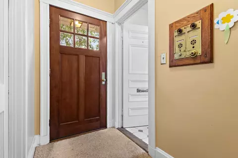 Entry Way - 8 Wright St #2, Cambridge, MA 02138 photo 1 of 4