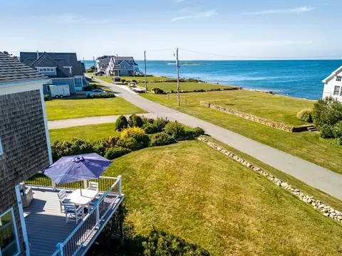 View/Area - 21 Nelson Ave, Fairhaven, MA 02719 photo 1 of 5