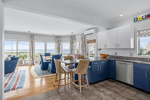 Kitchen - 21 Nelson Ave, Fairhaven, MA 02719 photo 1 of 2