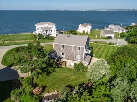 View/Area - 21 Nelson Ave, Fairhaven, MA 02719 photo 2 of 5