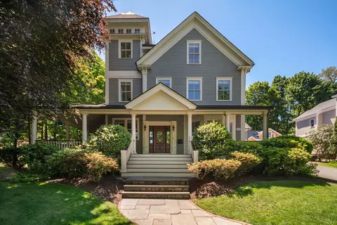 14 Winthrop St, Newton, MA 02465