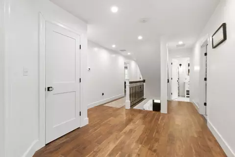 Entry Way - 60 Claybrook Rd, Dover, MA 02030 photo 4 of 6