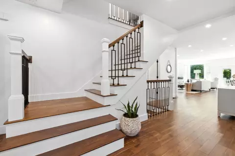 Entry Way - 60 Claybrook Rd, Dover, MA 02030 photo 3 of 6