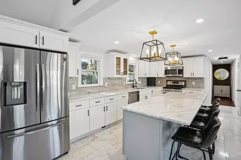 Kitchen - 5 Barbara Rd, Danvers, MA 01923 photo 2 of 5