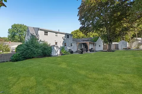 Exterior - 5 Barbara Rd, Danvers, MA 01923 photo 2 of 6