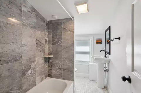 Bath - 5 Barbara Rd, Danvers, MA 01923 photo 2 of 5