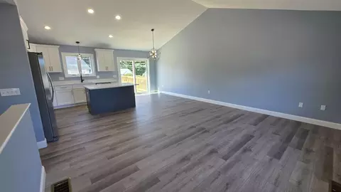 Living - 12 Willow St, Chicopee, MA 01020 photo 1 of 5