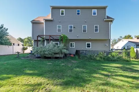 Exterior - 116 Common St, Braintree, MA 02184 photo 6 of 12
