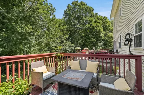 Exterior - 20 Eagle Dr #20, Douglas, MA 01516 photo 3 of 9
