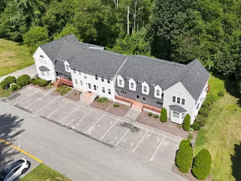 Exterior - 20 Eagle Dr #20, Douglas, MA 01516 photo 5 of 9