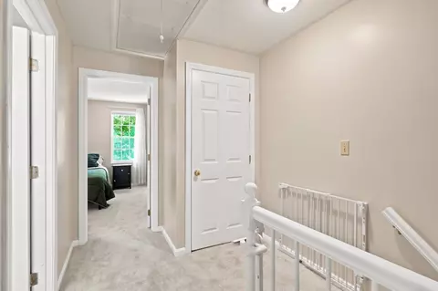 Entry Way - 20 Eagle Dr #20, Douglas, MA 01516 photo 6 of 7