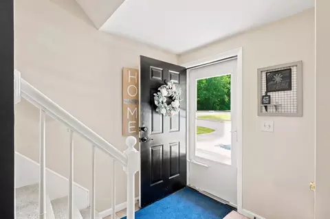 Entry Way - 20 Eagle Dr #20, Douglas, MA 01516 photo 1 of 7