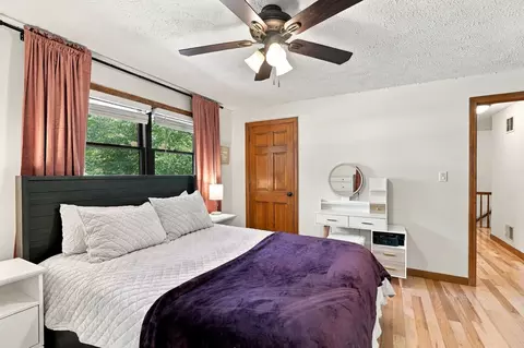 Bedroom - 60 Bailey Rd, Dracut, MA 01826 photo 6 of 8