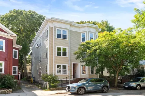 16 Upland Rd #2, Cambridge, MA 02140