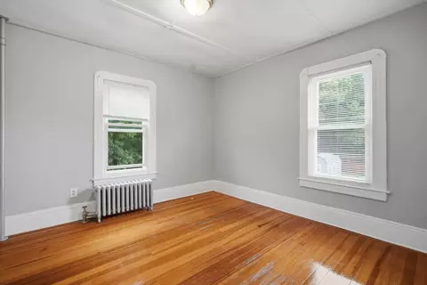 Bedroom - 44-46 Langdon St, Springfield, MA 01104 photo 2 of 7