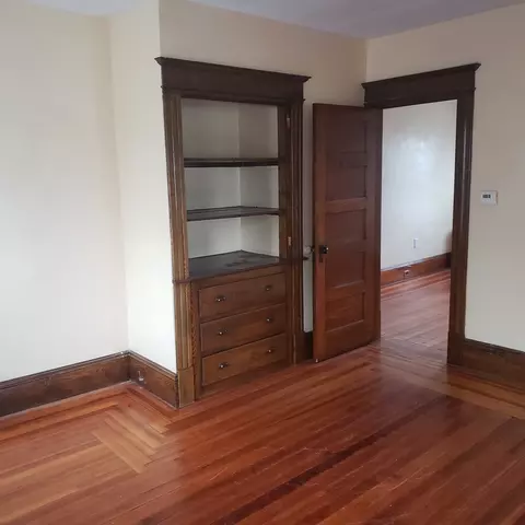 Bedroom - 44-46 Langdon St, Springfield, MA 01104 photo 5 of 7