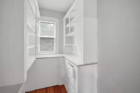 Entry Way - 44-46 Langdon St, Springfield, MA 01104 photo 1 of 1