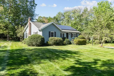 6 Nourse Rd, Bolton, MA 01740