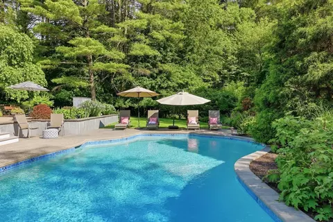 Exterior - 88 Esterbrook Rd, Acton, MA 01720 photo 6 of 8