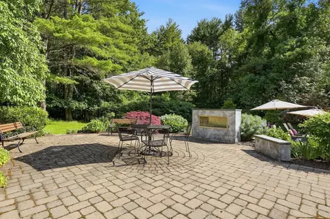 Exterior - 88 Esterbrook Rd, Acton, MA 01720 photo 5 of 8