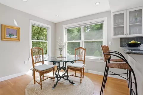 Dining - 88 Esterbrook Rd, Acton, MA 01720 photo 2 of 4