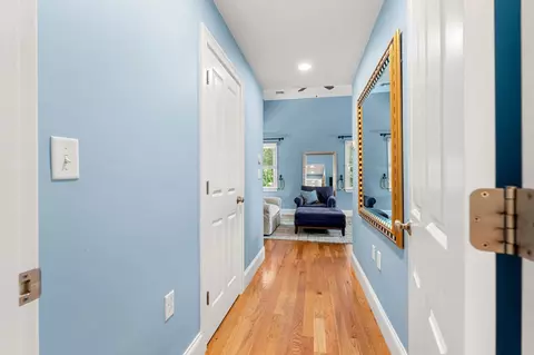 Entry Way - 3 Macarthur Rd, Wellesley, MA 02482 photo 8 of 10