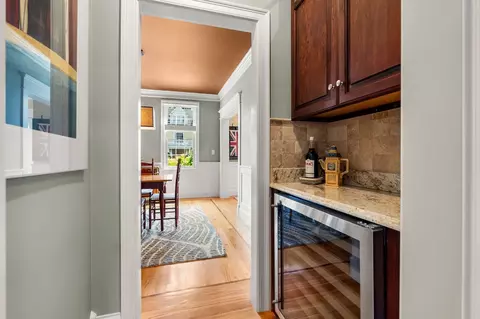 Entry Way - 3 Macarthur Rd, Wellesley, MA 02482 photo 4 of 10