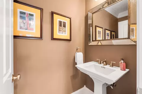 Bath - 3 Macarthur Rd, Wellesley, MA 02482 photo 1 of 5