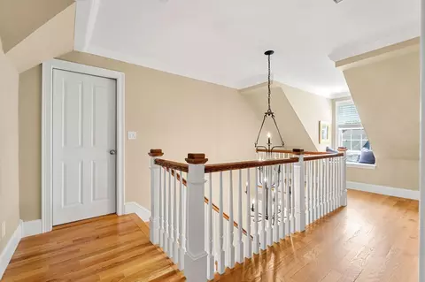 Entry Way - 3 Macarthur Rd, Wellesley, MA 02482 photo 9 of 10