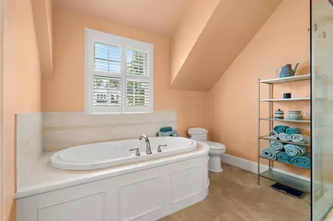 Bath - 3 Macarthur Rd, Wellesley, MA 02482 photo 3 of 5