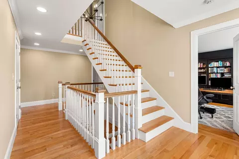 Entry Way - 3 Macarthur Rd, Wellesley, MA 02482 photo 5 of 10