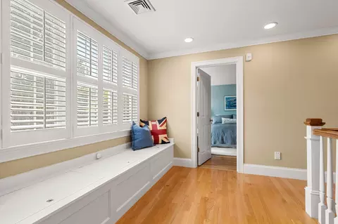 Entry Way - 3 Macarthur Rd, Wellesley, MA 02482 photo 7 of 10