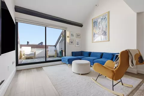 42 8th St #2508, Boston, MA 02129