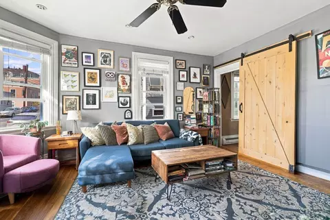 Living - 5 Willow Ave, Salem, MA 01970 photo 4 of 4