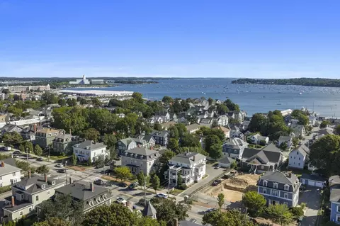 View/Area - 5 Willow Ave, Salem, MA 01970 photo 2 of 3