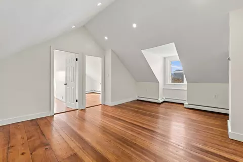 Bedroom - 5 Willow Ave, Salem, MA 01970 photo 1 of 5