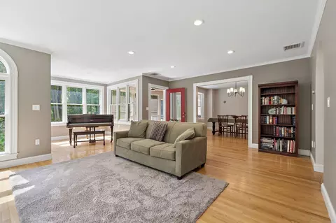 Living - 160 Range Rd, Concord, MA 01742 photo 2 of 4