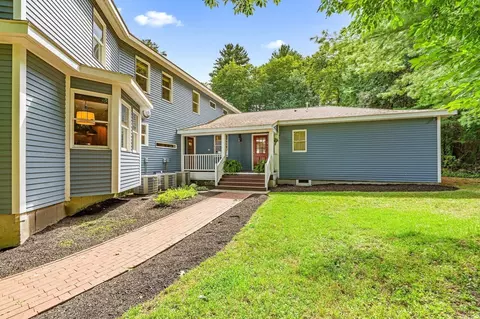 Exterior - 160 Range Rd, Concord, MA 01742 photo 2 of 3